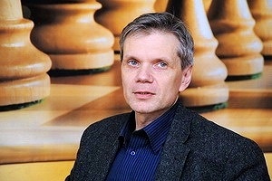 Game of the day. GM Alexander Kalinin makes comments